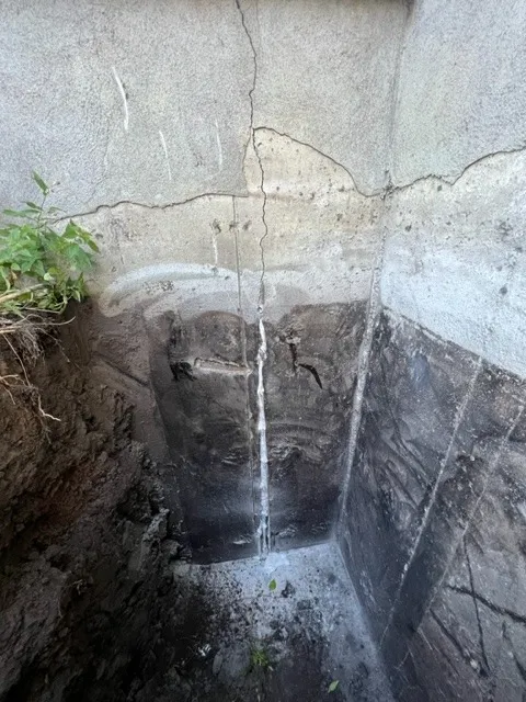 Exterior Foundation Crack Repair in Pointe-Claire-Montreal, QC. Before Exterior Foundation Crack Repair in Pointe-Claire-Montreal, QC. Before