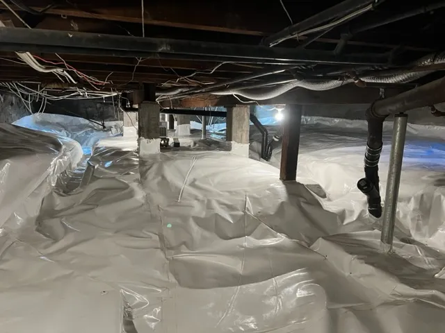 Stabilize your floor and encapsulate the crawl space in Bois-de-Fillion. After Stabilize your floor and encapsulate the crawl space in Bois-de-Fillion. After