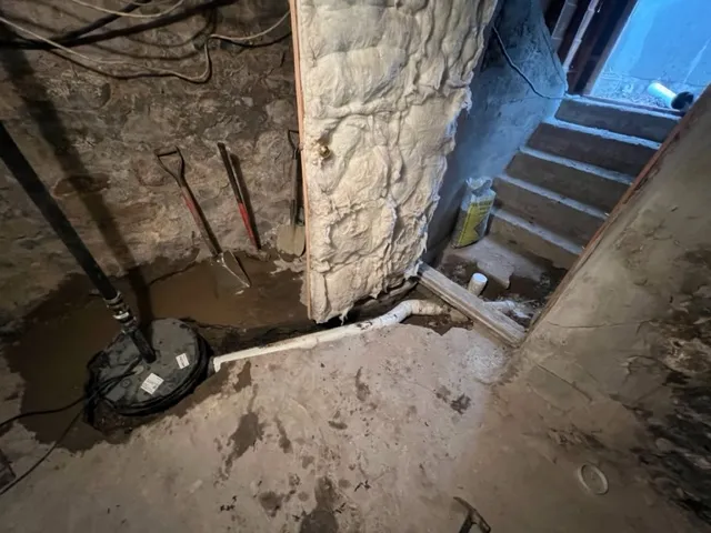 Basement Water Infiltration Solution in Côte-des-Neiges-Notre-Dame-de-Grâce, QC. Before Basement Water Infiltration Solution in Côte-des-Neiges-Notre-Dame-de-Grâce, QC. Before